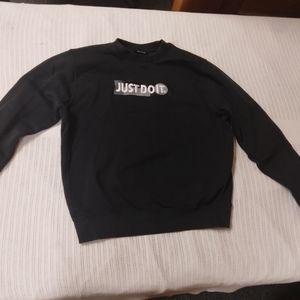 Nike long sleeve sweatshirt